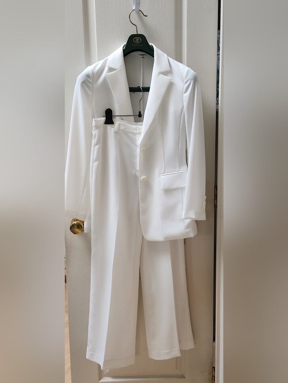 Classic White Two-Piece Suit Jacket & Trousers